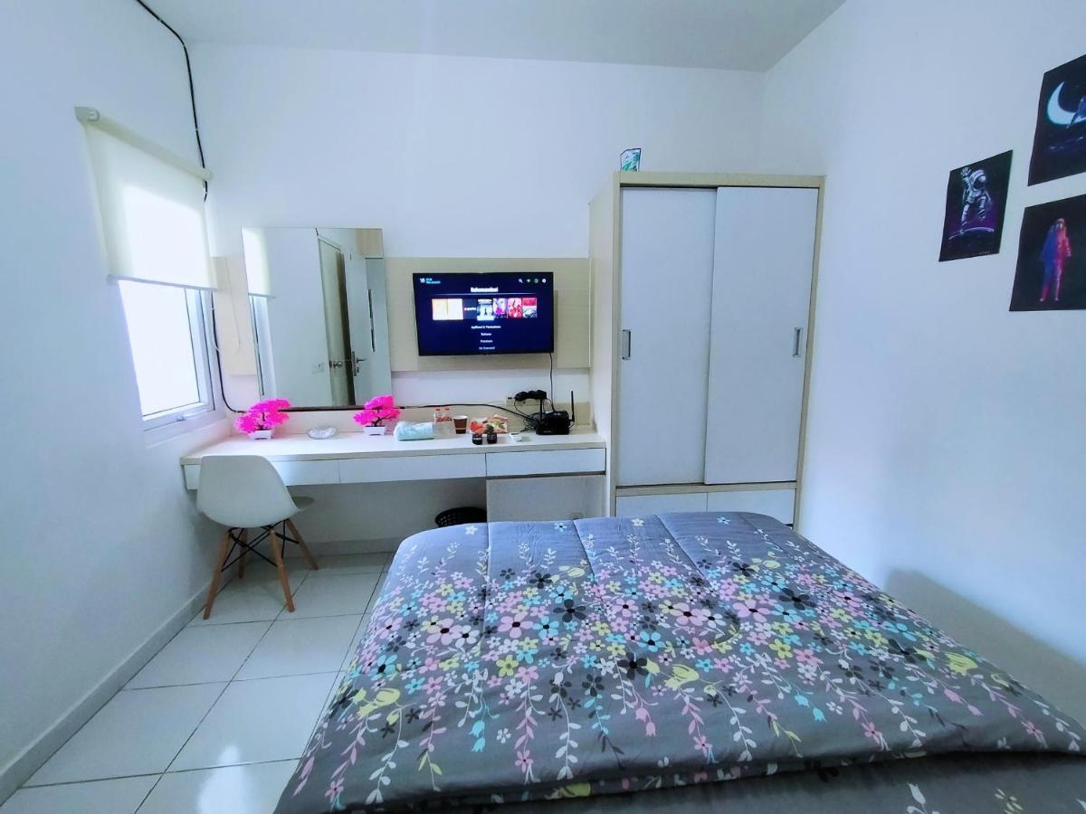 Aero Room Tangerang Eksteriør billede