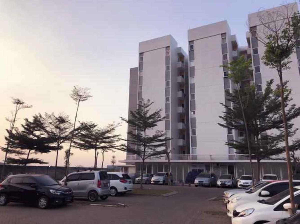 Aero Room Tangerang Eksteriør billede